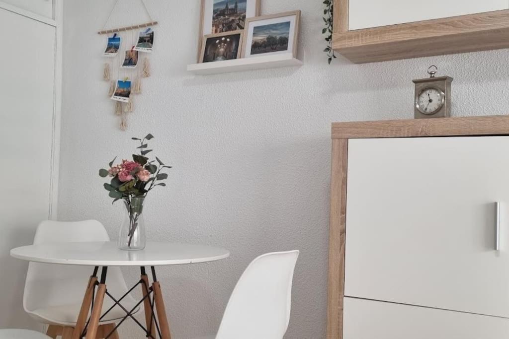 Appartement Piso Puerta Del Angel à Jaén Extérieur photo